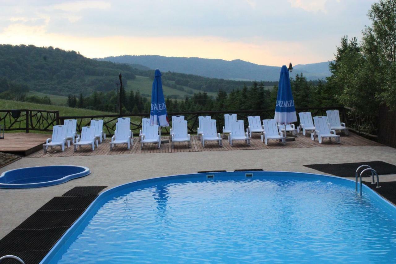 Bieszczadzkie Wrota Lasu Hotel Steznica  Екстериор снимка